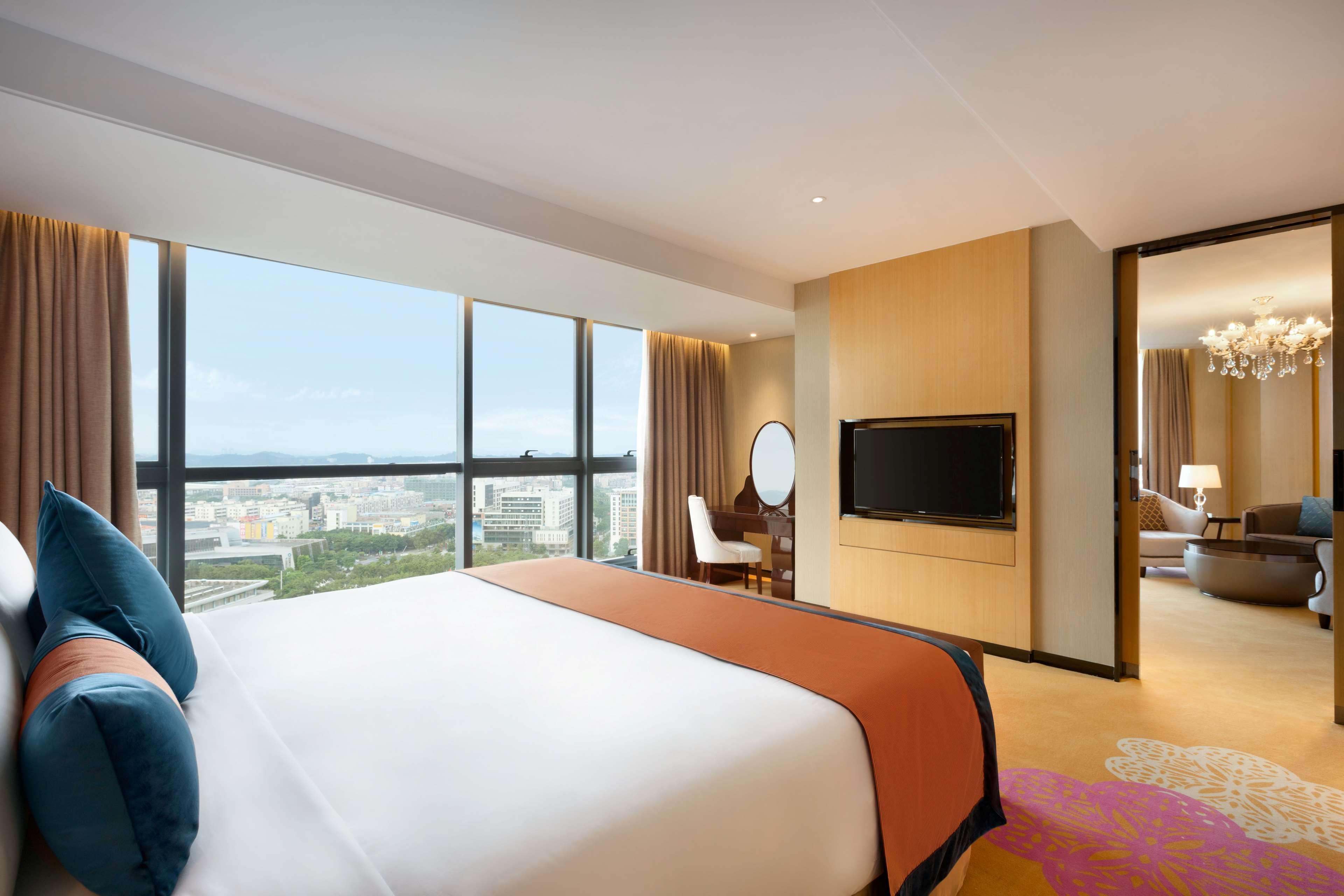 Ramada Foshan Nanhai Екстер'єр фото